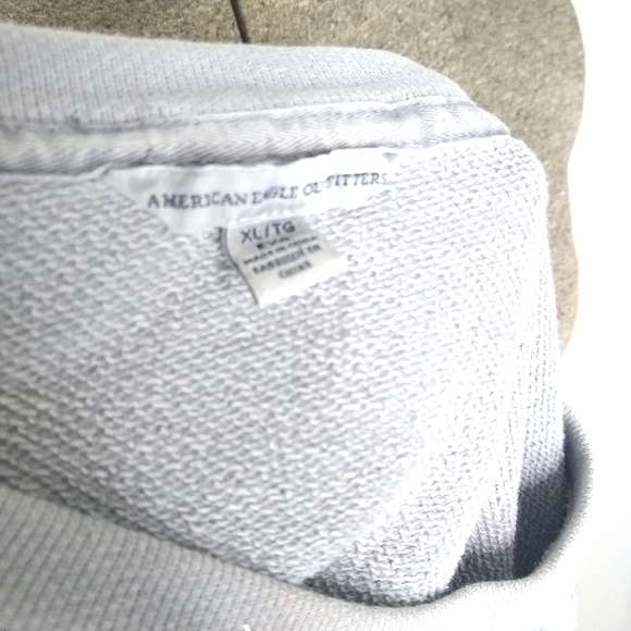 American Eagle light blue embroidered sweatshirt - Picture 13 of 14